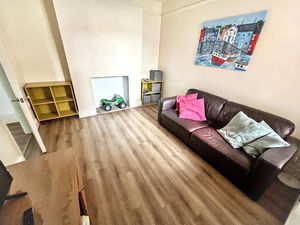 Photo 12- click for photo gallery